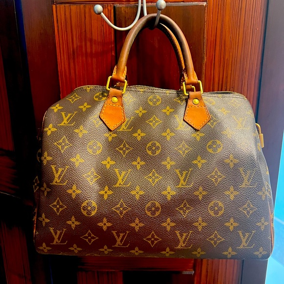 LV Speedy 30 - Picture 3 of 7